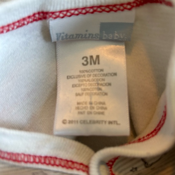 3/$9 - Vitamins Baby Boys Sleep and Play Outfit Size 3 months - Picture 3 of 3